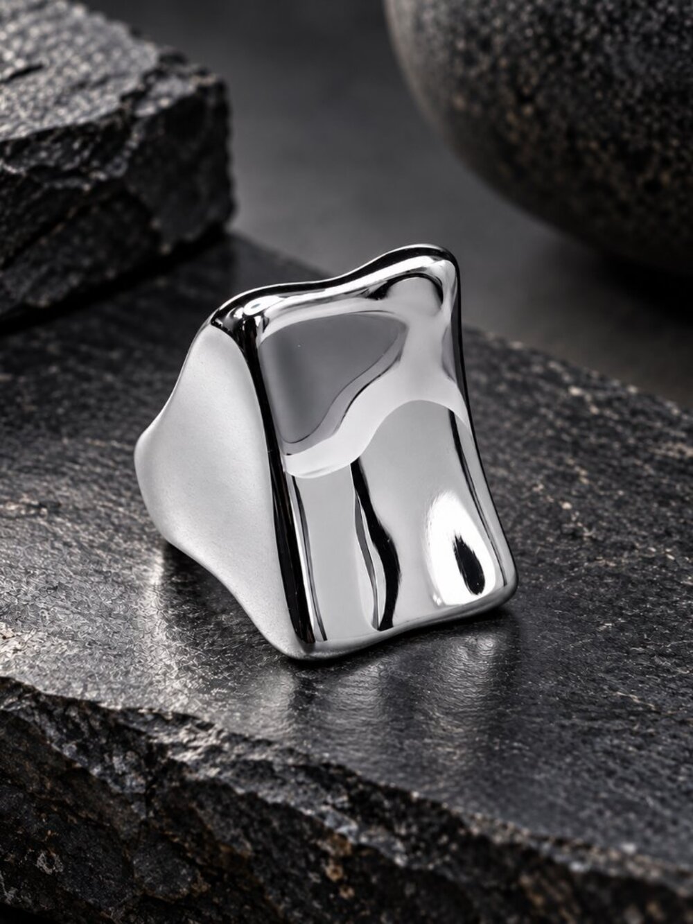 Robert Lee Morris .925 rectangular ring Sz 5.75